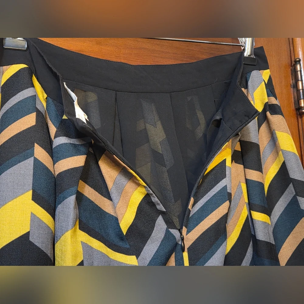 NWT Relished Pleated Chevron Print Skirt - Yellow, Gray & Black Sz XL - Picture 14 of 15